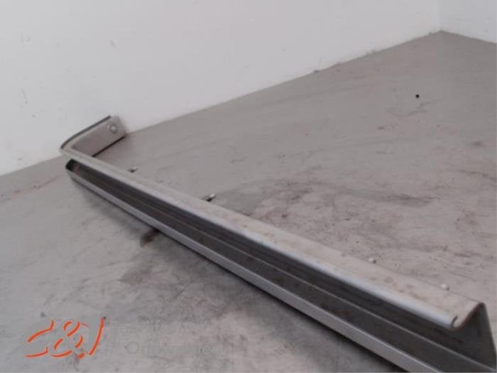 Rail porte coulissante droite d'un Volkswagen Caddy, Volkswagen, -, 3 mois de garantie, Utilisé