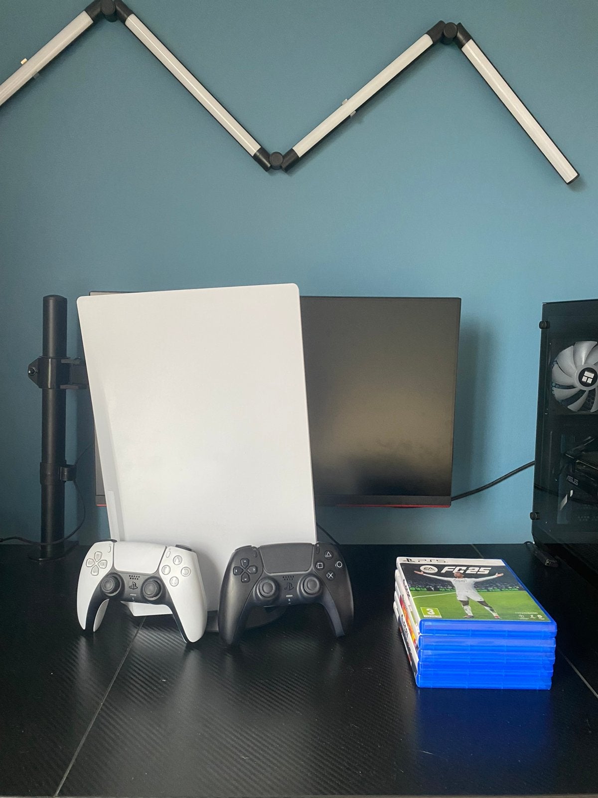 PlayStation 5 Disc Edition + 5 Games+ 2 Controllers +Headset, Ophalen, Zo goed als nieuw, Playstation 5