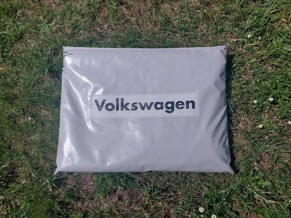 Tente hayon origine Volkswagen, Ophalen
