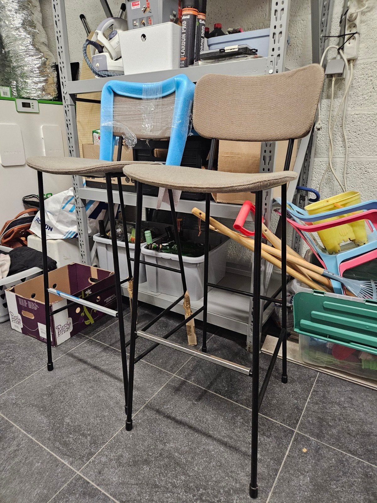 Sit n So Barkruk met leuning en stofafwerking 78cm - 102cm, Maison & Meubles, Tabourets de bar, Comme neuf, 60 à 90 cm, Métal