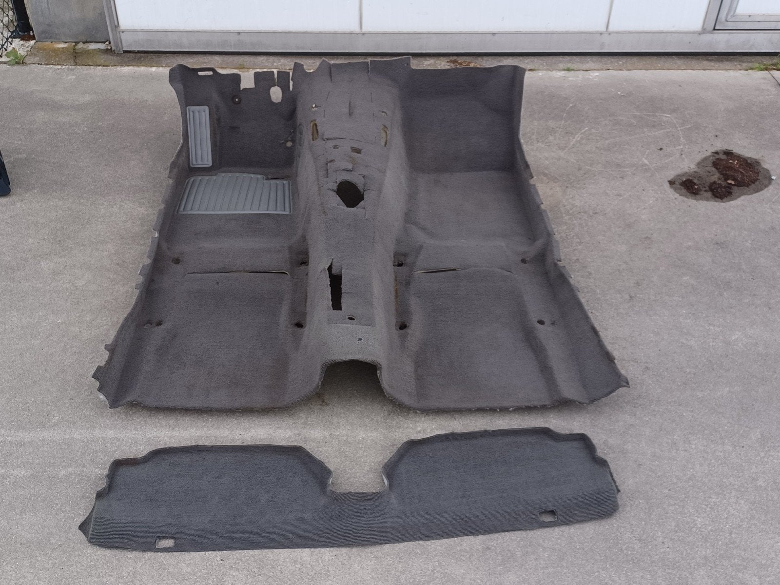 BMW e30 2-deurs tapijt / vloerbedekking, Ophalen, Gebruikt, BMW