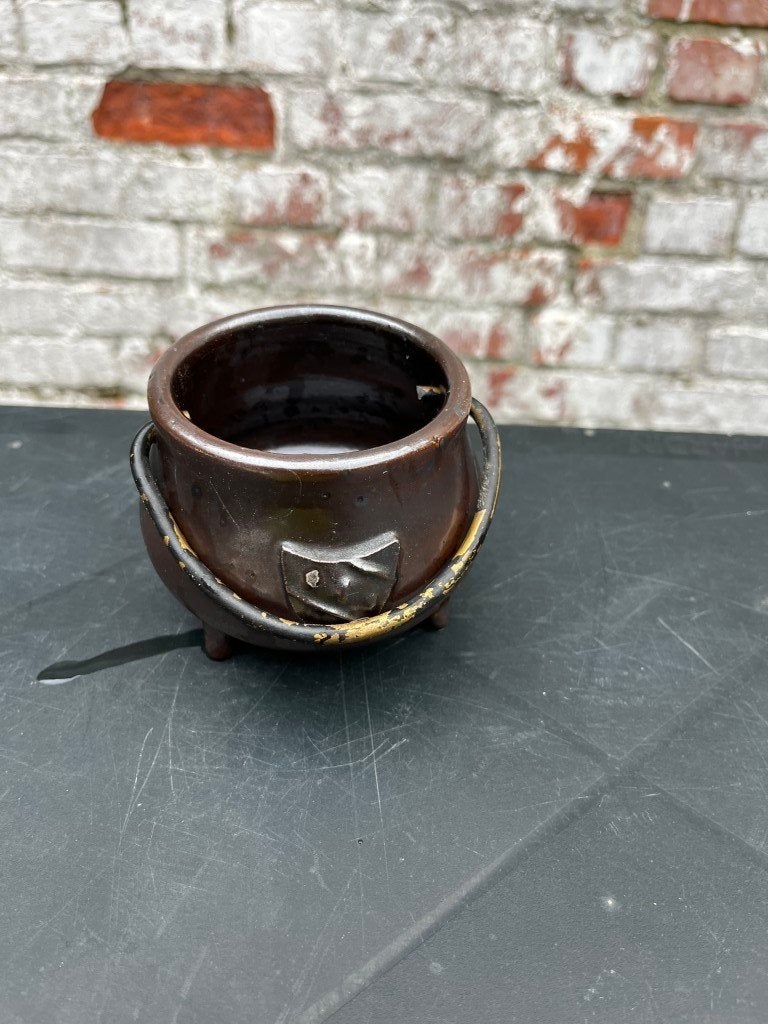 petite marmite ou bouilloire avec poignée, Antiquités & Art, Enlèvement ou Envoi
