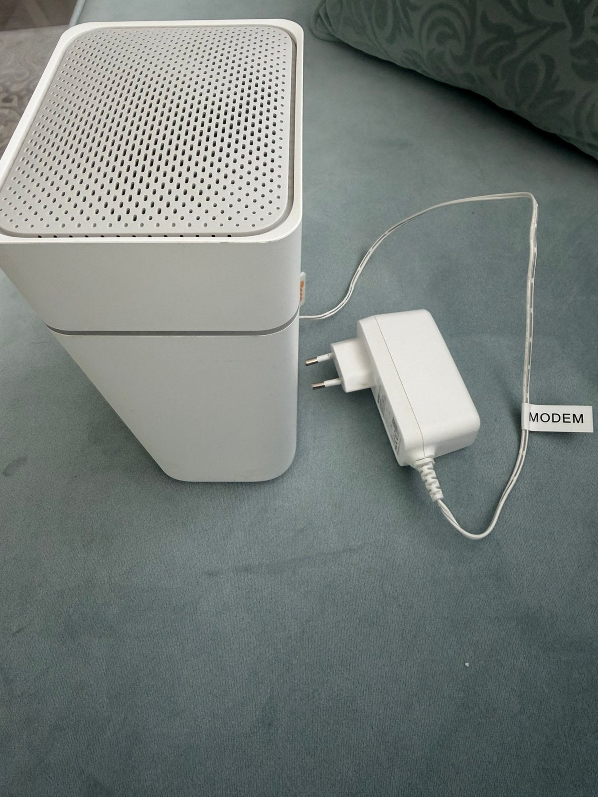 Ziggo Connectbox  TG3492-ZG Router met Modem, Informatique & Logiciels, Routeurs & Modems, Enlèvement ou Envoi, Comme neuf, Routeur