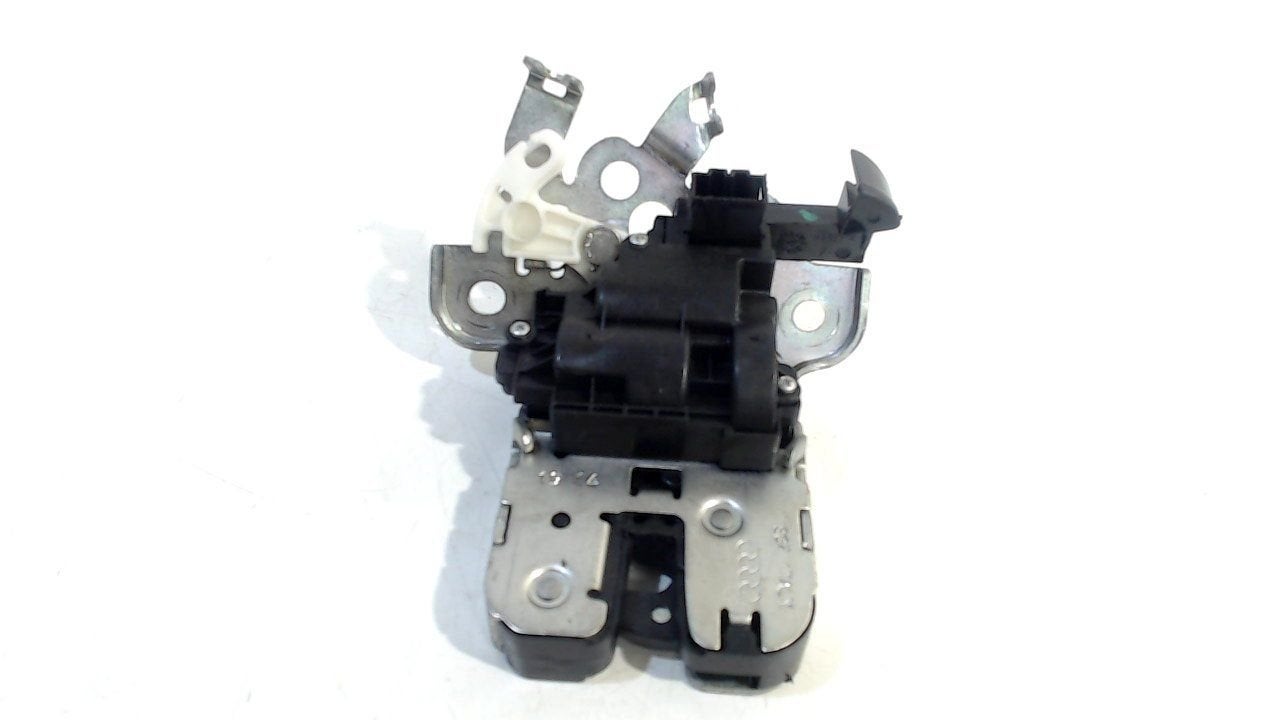 Slot mechaniek kofferdeksel achterklep elektrisch Audi A3, Onderdelen@venauto.nl, Van der Ven Autorecycling B.V., Ettenseweg 76, 4706 PB Roosendaal, The Netherlands