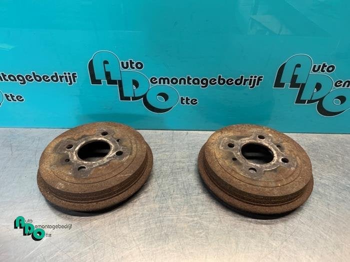 Tambour de frein arrière d'un Ford KA (KA 08-), -, 3 mois de garantie, -, -