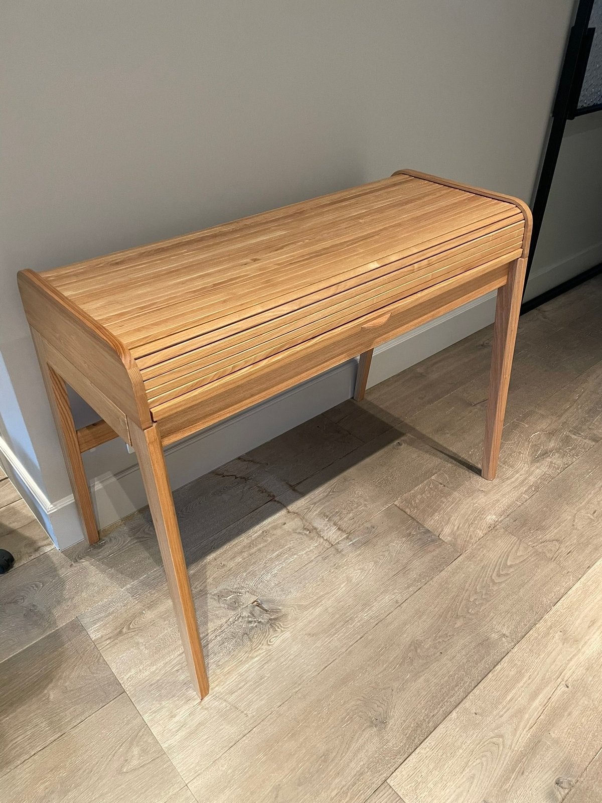 Bureau, Huis en Inrichting, Tafels | Sidetables, Ophalen, Zo goed als nieuw