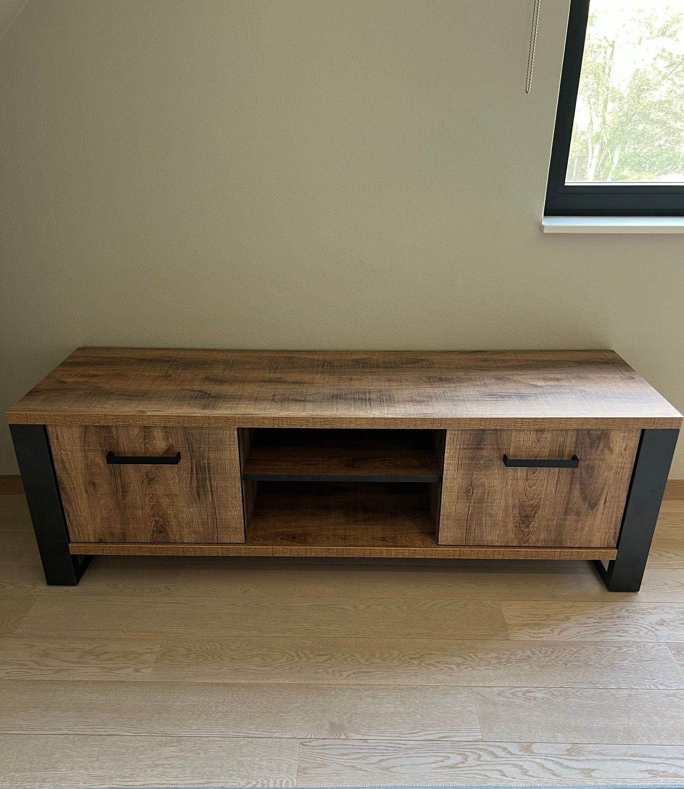 TV meubel 157x50x48, Ophalen, Zo goed als nieuw