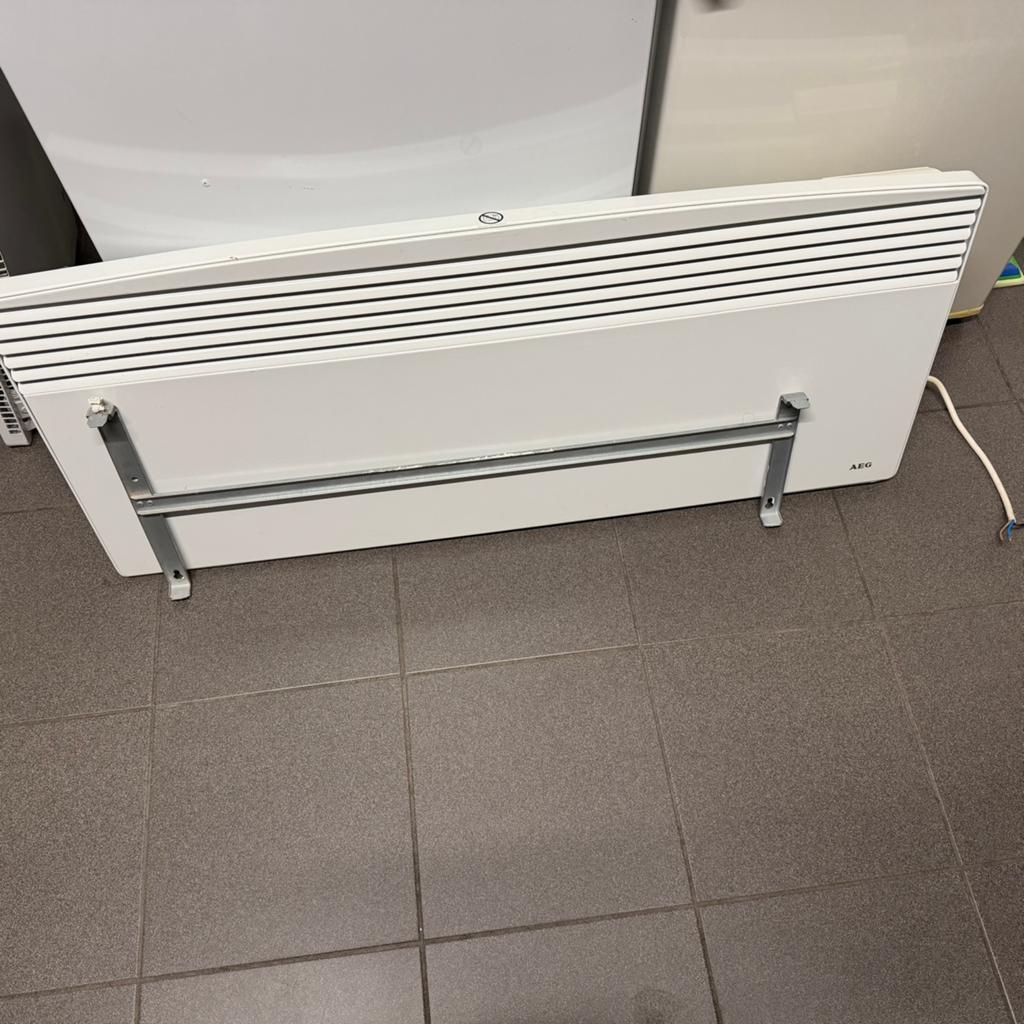 3 x elektrische radiator, Doe-het-zelf en Bouw, Ophalen, 30 tot 80 cm, Gebruikt, Radiator