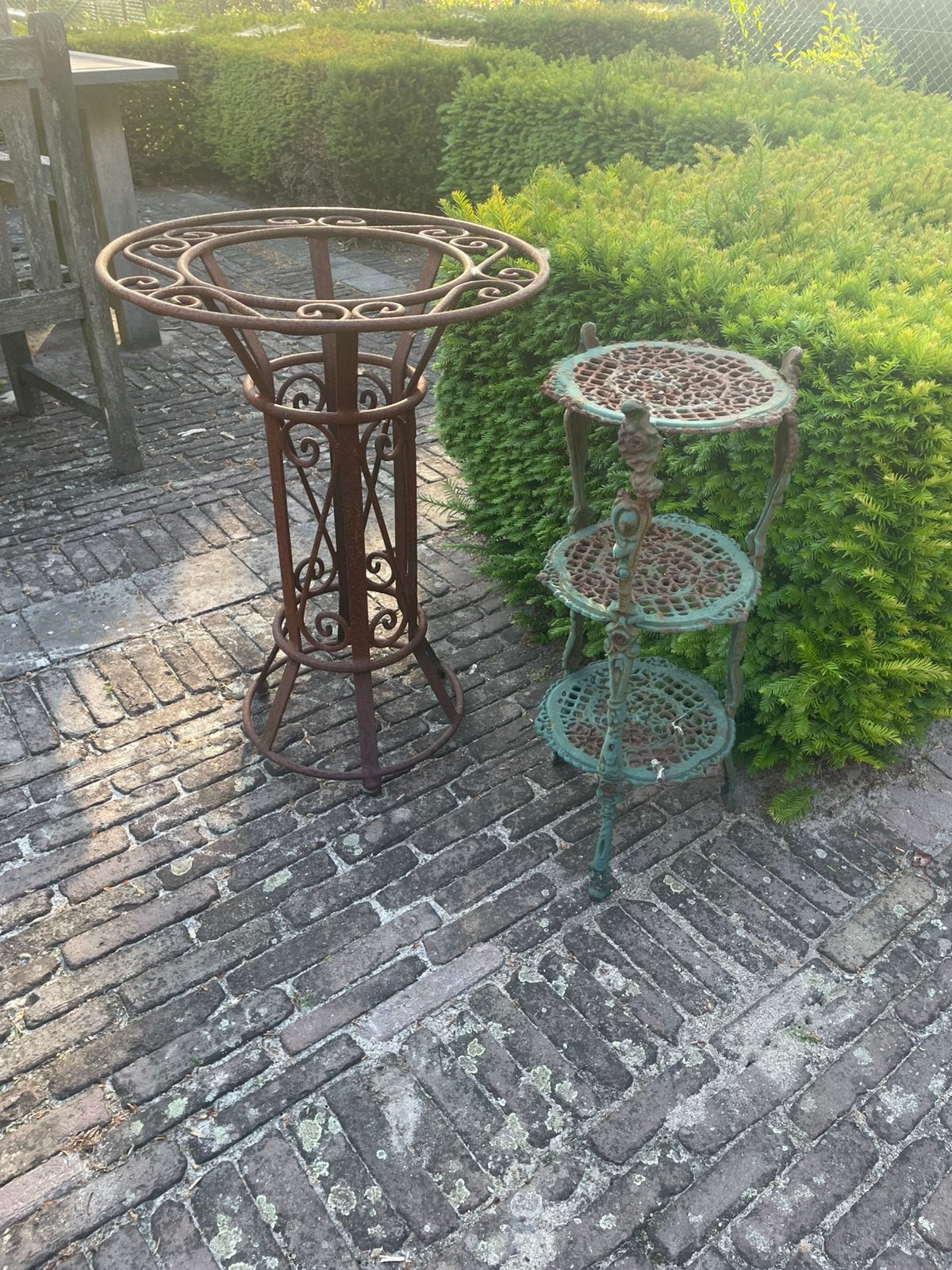 Antieke gietijzeren plantenstandaards set tafel tafeltje, Antiek en Kunst, Antiek | Woonaccessoires, Ophalen