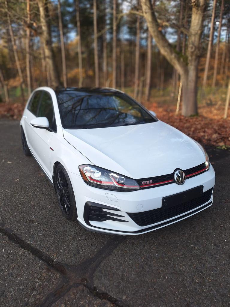 GOLF 7.5 GTI PERFORMANCE, Auto's, 4 cilinders, Wit, Berline, Start-stop-systeem