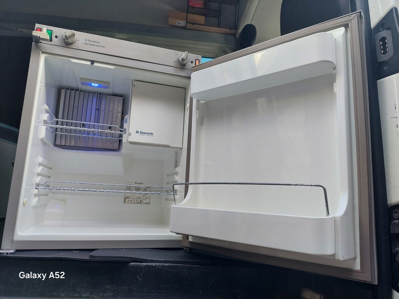 dometic RM-4211 camper caravan boot koelkast frigo, Caravanes & Camping, Enlèvement ou Envoi, Utilisé