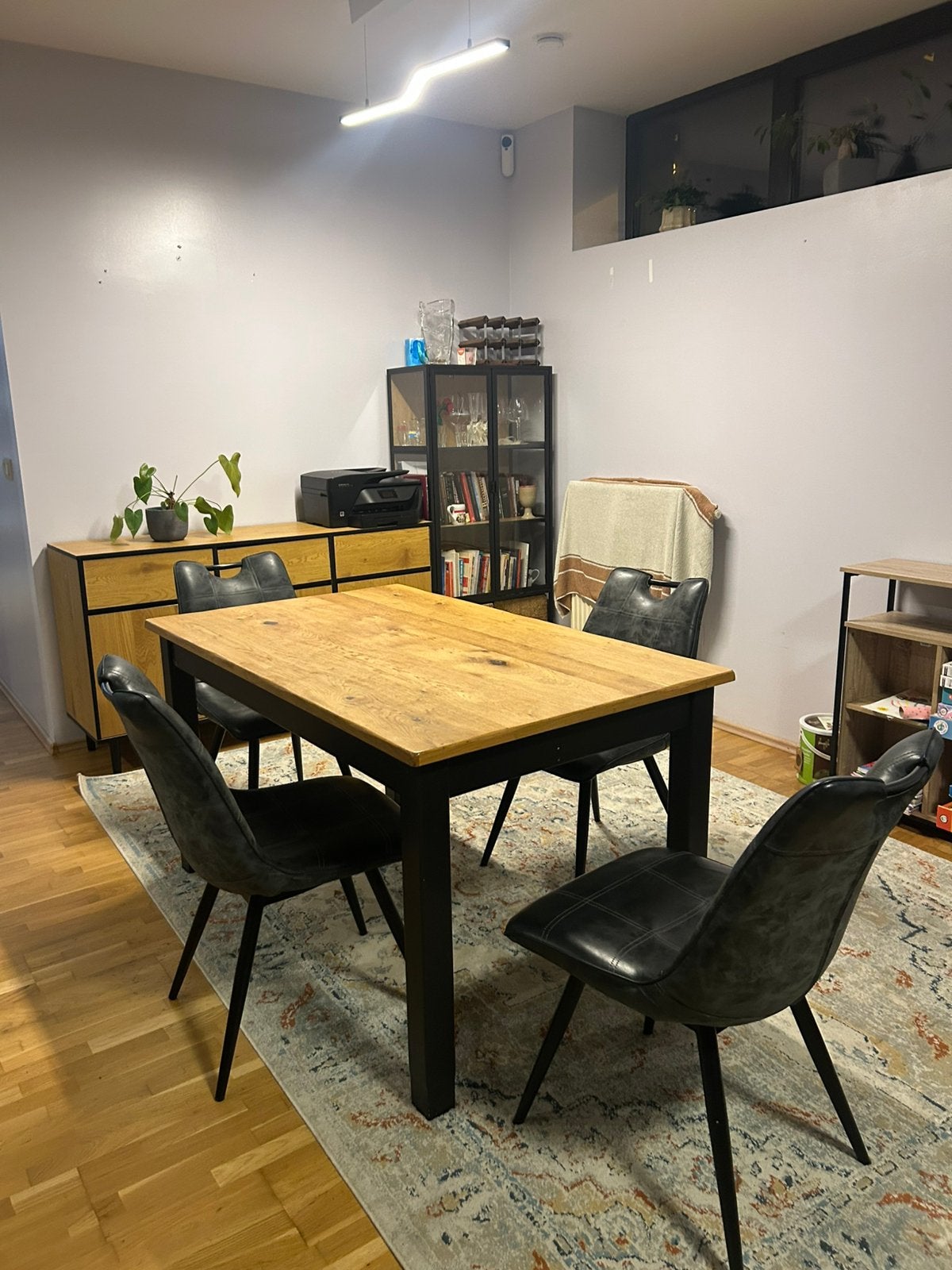 Table à vendre, 100 à 150 cm, Cinq personnes ou plus, Comme neuf, Enlèvement