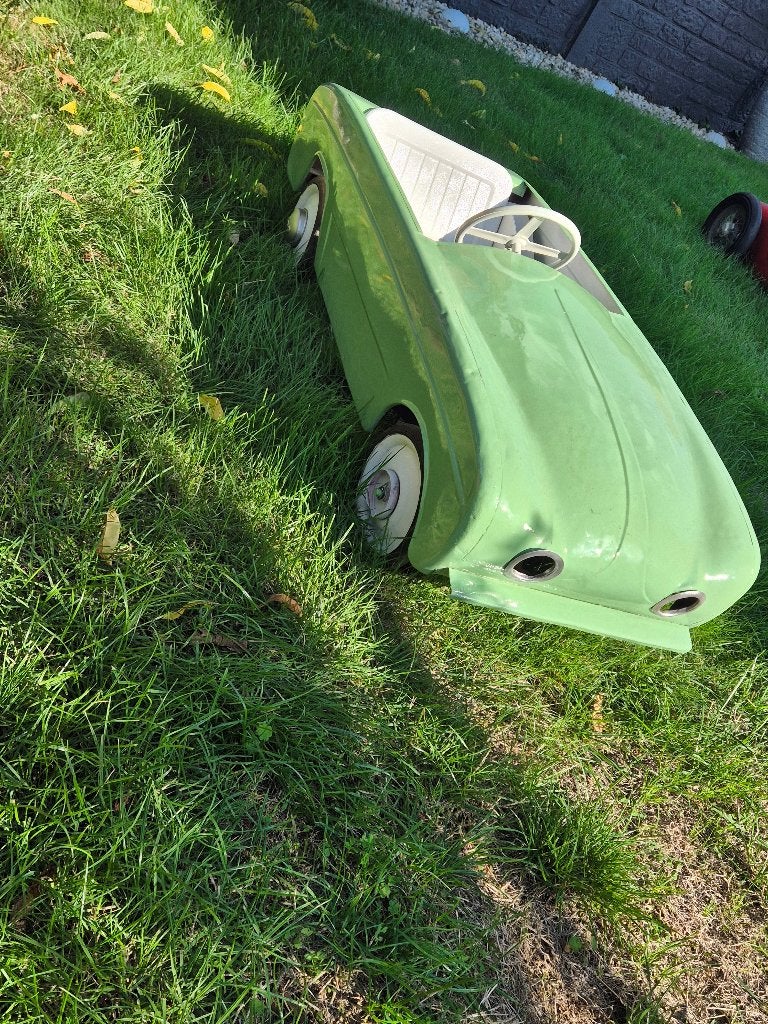 Voiture à pédales Trapauto renault dauphine, Enlèvement