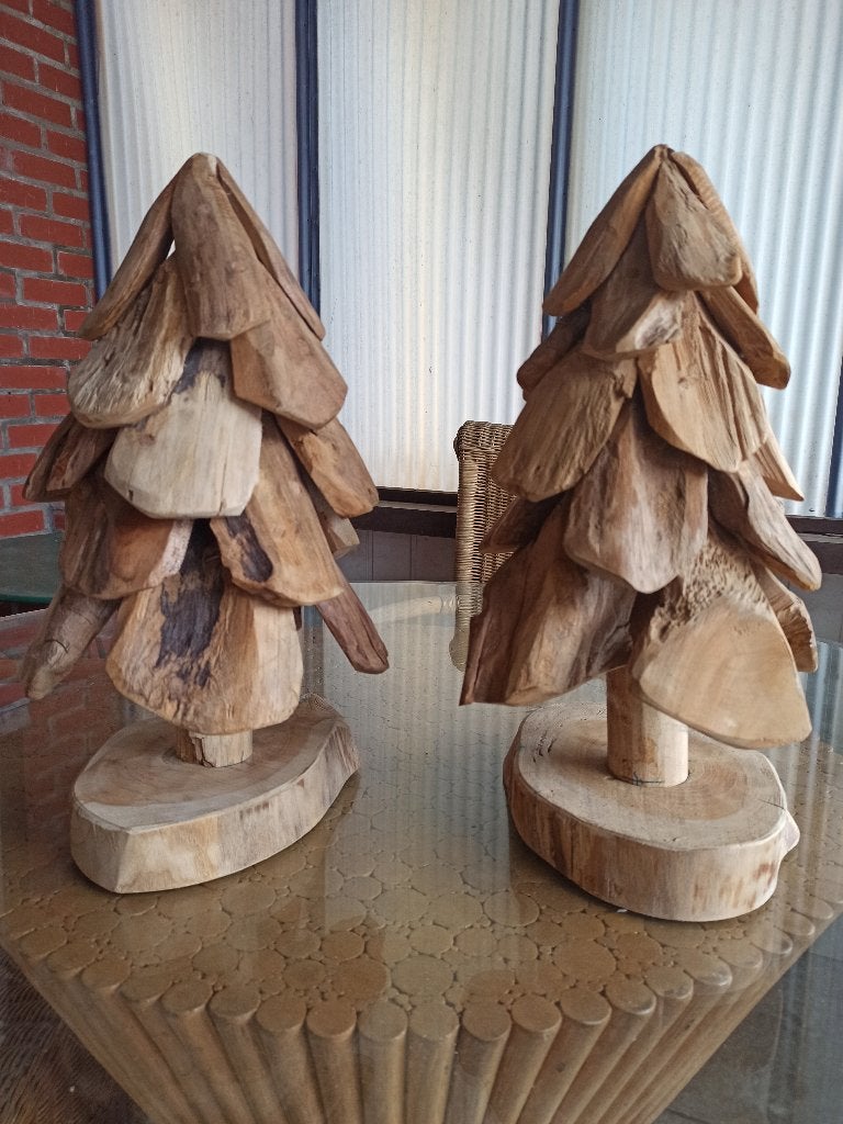 dennenboom in teak hout, Ophalen, Hout