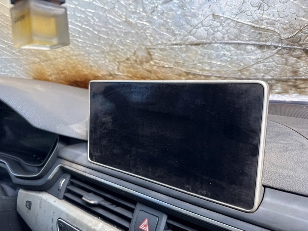 ORDINATEUR MULTIMEDIA Audi A5 Sportback (F5A / F5F), Auto-Union-Straße  1,
85057  Ingolstadt, DE, Info@audi.de, Audi, Utilisé