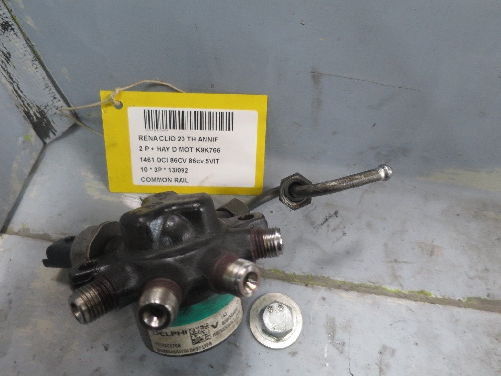 INJECTIEGALERIJ Renault Clio III (BR / CR) (8200584034), Gebruikt, Renault, Mevr. I. Hauben, Rue de l'Espoir 34 34
4030  GRIVEGNÉE, BE