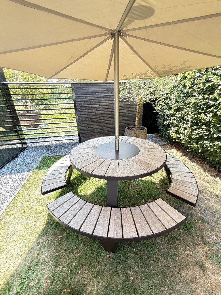 Extremis Pantagruel picknicktafel + grote Inumbra parasol, Tuin en Terras, Ophalen, Zo goed als nieuw, Rond, Aluminium