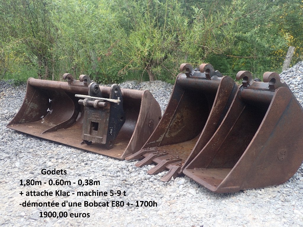 Godets + attache, Enlèvement, Excavatrice
