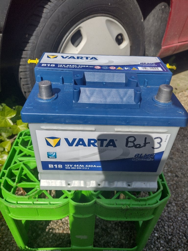Batterie de démarrage pour Véh. ess.; capacité 44 Ah VARTA, Auto-onderdelen, Accu's en Toebehoren, Universele onderdelen, Nieuw
