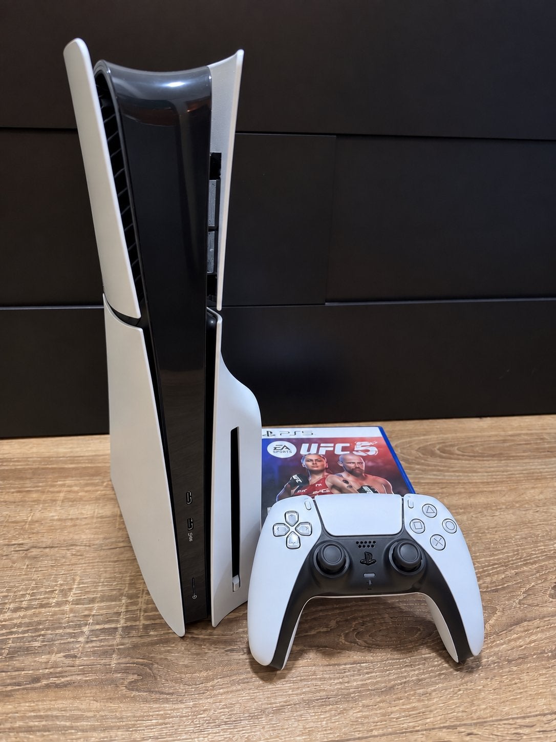 PS5 Slim Disc | 1TB + Controller + 4 Games, Games en Spelcomputers, Spelcomputers | Sony PlayStation 5, Ophalen, Zo goed als nieuw