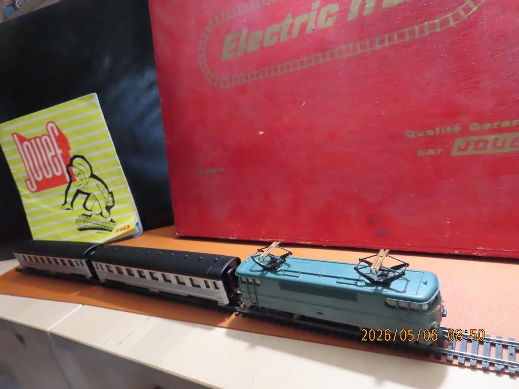 Train Jouef Ho en boîte, état neuf, grenier trouvé, Enlèvement ou Envoi, Comme neuf, Rails, Jouef