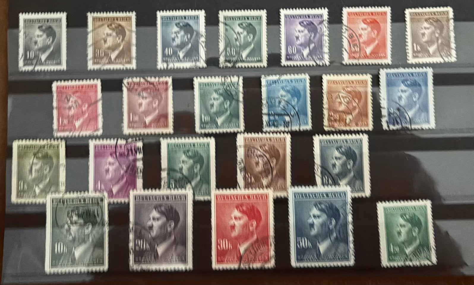 Complete Adolf Hitler 1942-1945, Postzegels en Munten, Ophalen of Verzenden