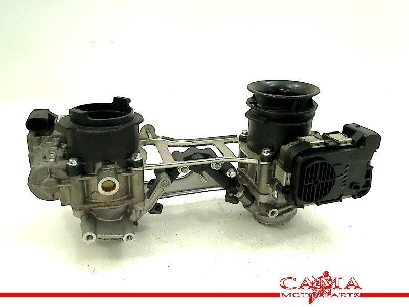 BOITIER PAPILLON Aprilia Shiver 750 2007-2010 + GT (SL750), Motos, Dhr. S. di Majo, Utilisé, Info@cama-motorparts.nl, P.J. Troelstraweg 8 8
3144 CX  MAASSLUIS, NL