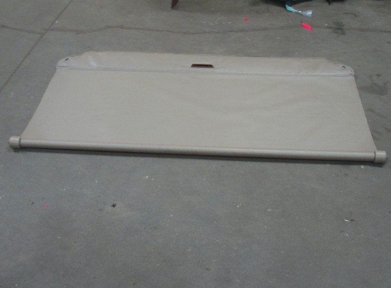 RIDEAU ROLL COVER Volvo 960 I Estate (01-1990/01-1997), Autos : Pièces & Accessoires, Info@volvocars.com, Volvo Car Germany GmbH