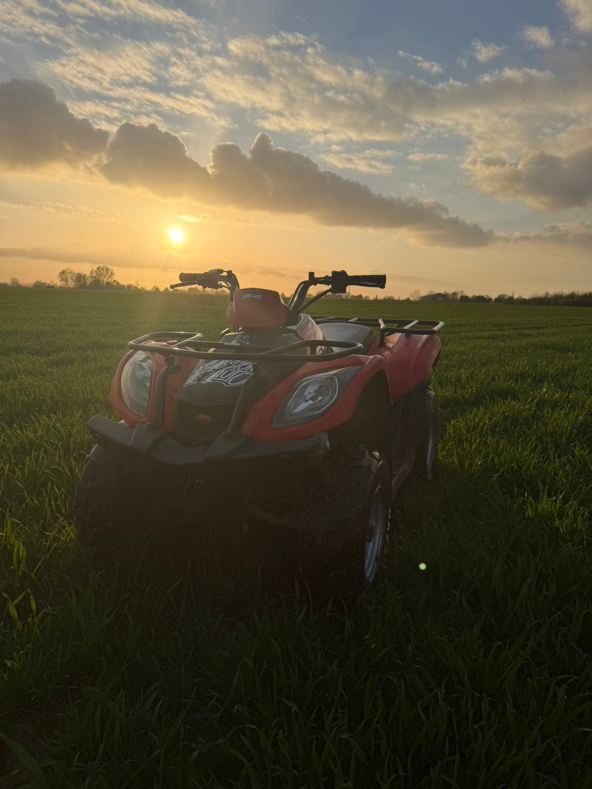 Quad kymco 150 mxu, Contacts & Messages