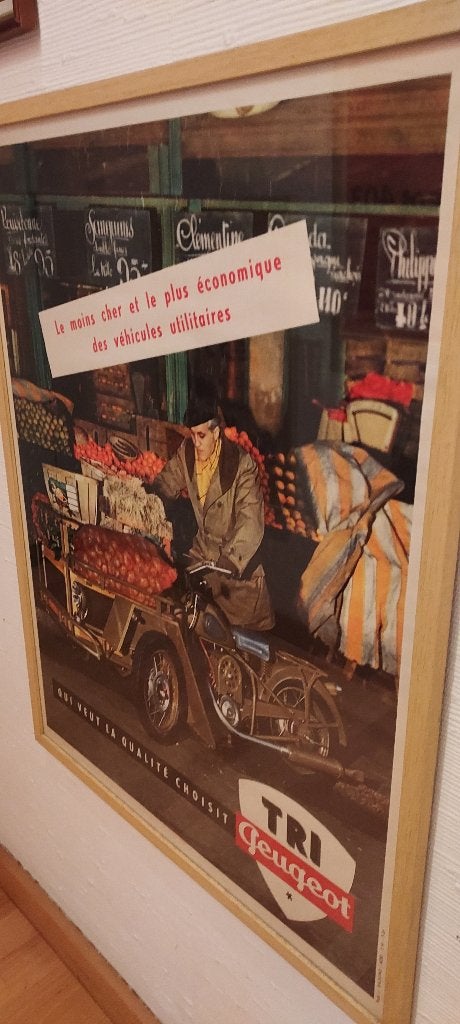 oude affiche Peugeot triporteur, 1955. Ingekaderd, Verzenden, Zo goed als nieuw, Reclamebord