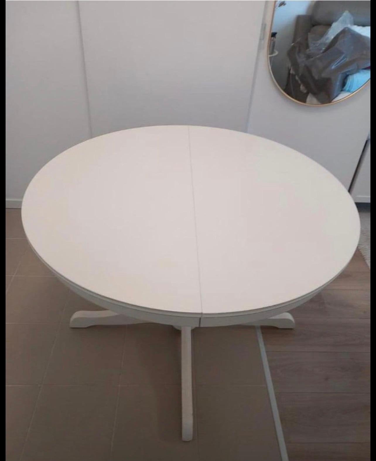 Table Ikea couleur blanche extensible, Rond, Enlèvement, Utilisé, Ikea