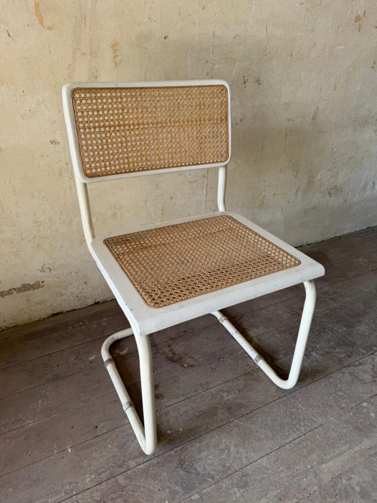 Chaise design style Cesca en blanc, Maison & Meubles, Chaises, Enlèvement, Comme neuf, Métal