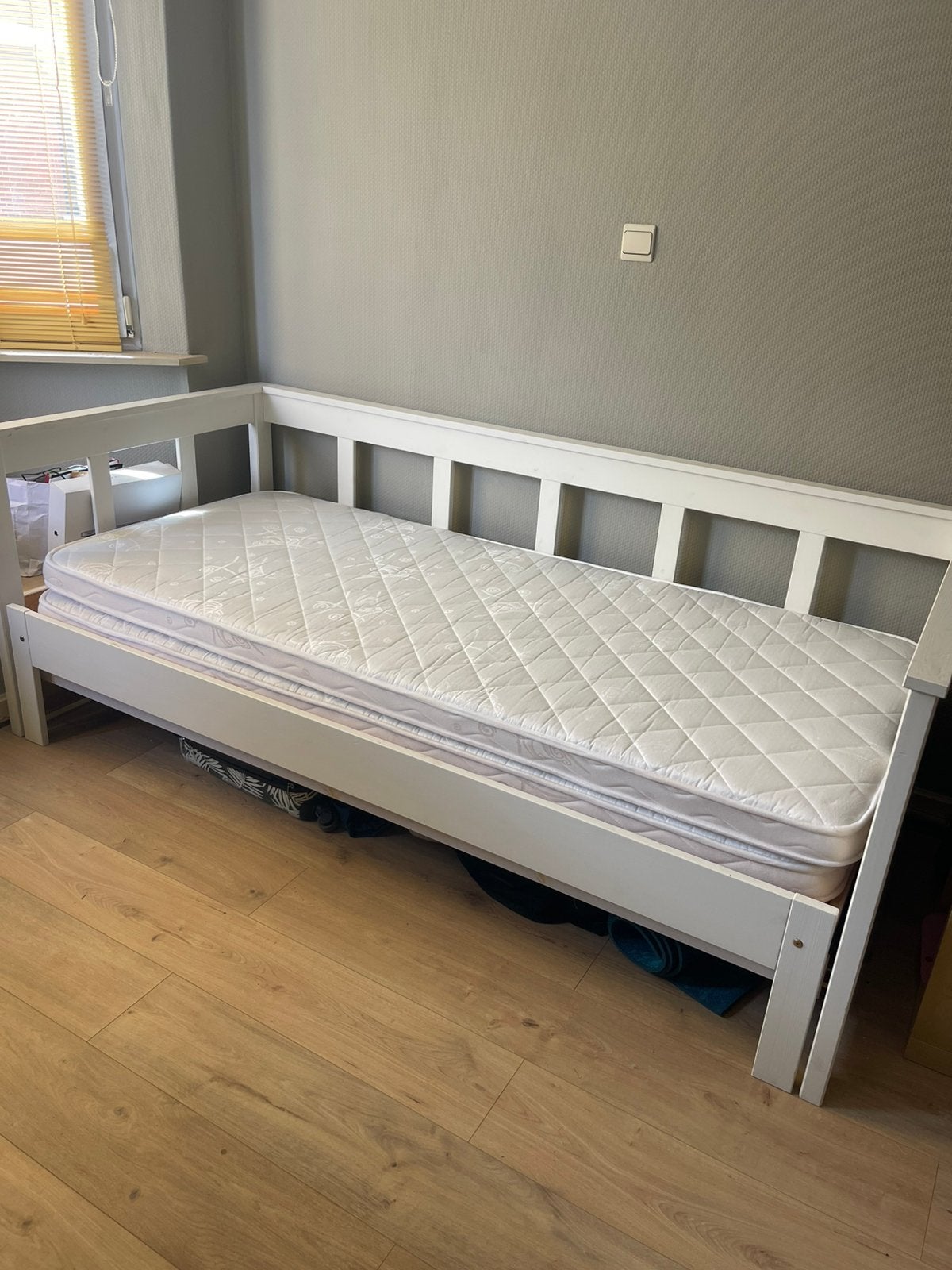 Bed (Uitschuifbaar), Ophalen, Zo goed als nieuw