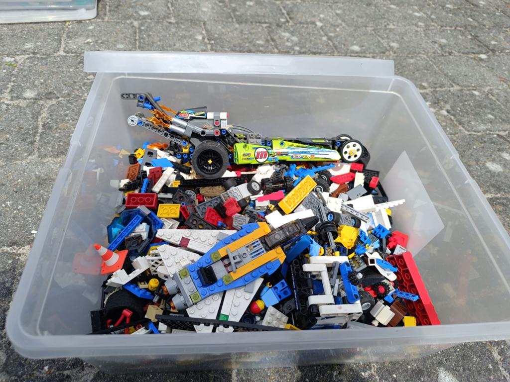 Lego, Ophalen, Lego