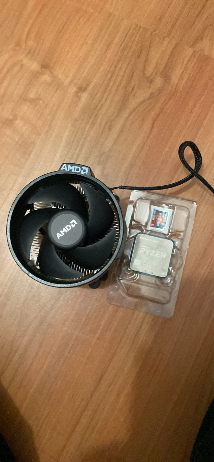 Amd ryzen 5 2600x, Computers en Software, Ophalen, Zo goed als nieuw
