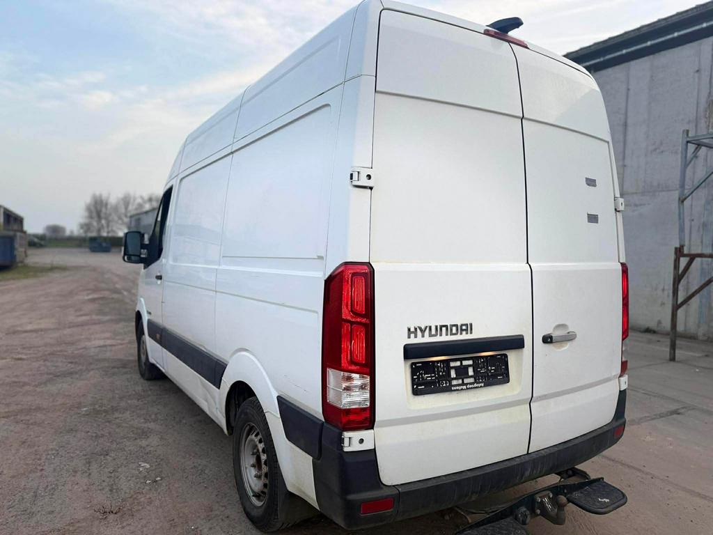 Hyundai H350 BESCHRIJVING GOED LEZEN😉, Auto's, Bestelwagens en Lichte vracht, 2500 cc, Euro 5, Wit, Overige kleuren