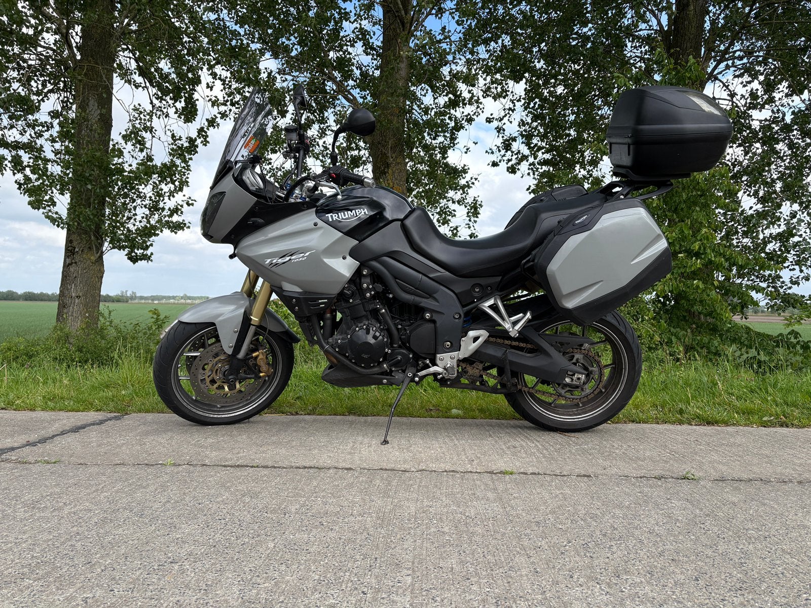 Triumph Tiger 1050, Motoren, Motoren | Triumph, 1150 cc, Handvatverwarming, Motorrijbewijs A, Gebruikt