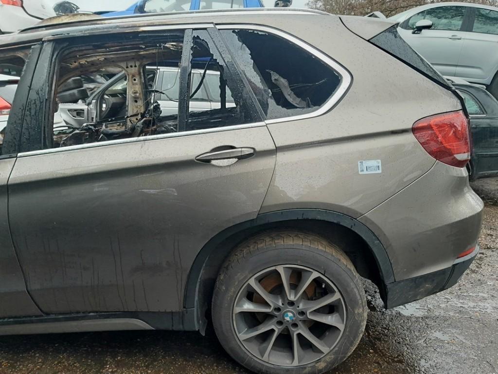 PORTE GAUCHE ARRIÈRE BMW X5 (F15) (41517386739), Utilisé, Arrière, BMW, Porte