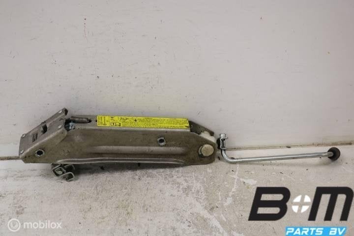 Krik VW Golf 4 8L0011031A, Gebruikt