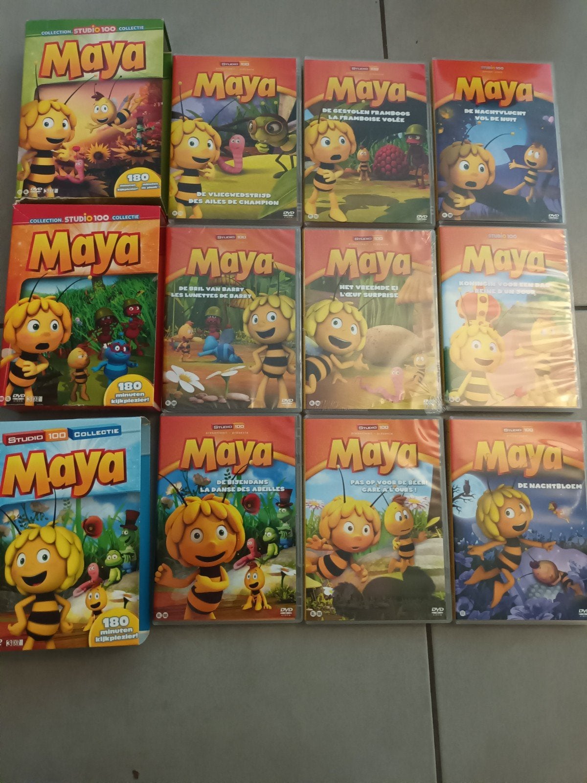 9 dvds Maya de bij studio 100, Cd's en Dvd's, Ophalen of Verzenden