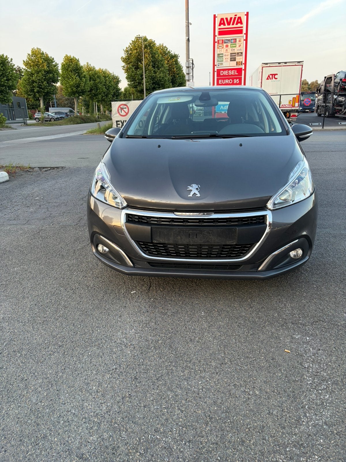 Peugeot 208 1.2i blanco gekeurd, Auto's, Peugeot, Bedrijf, Te koop, Benzine, Euro 6, Stadsauto, 5 deurs, Handgeschakeld, Zilver of Grijs