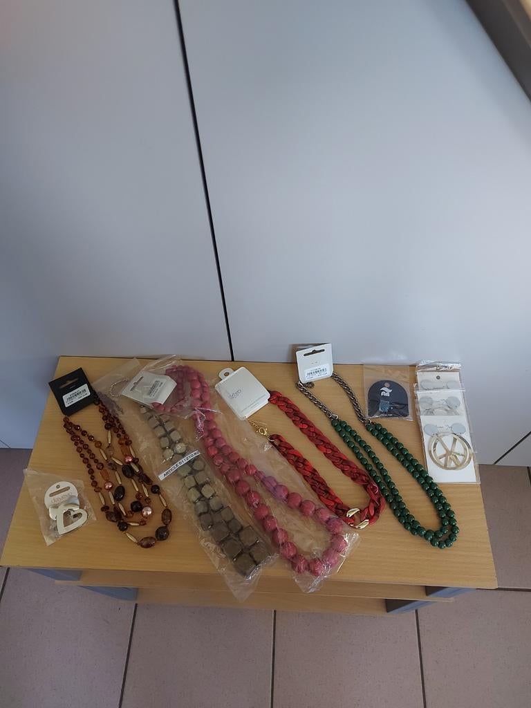 Lot bijoux, Enlèvement ou Envoi