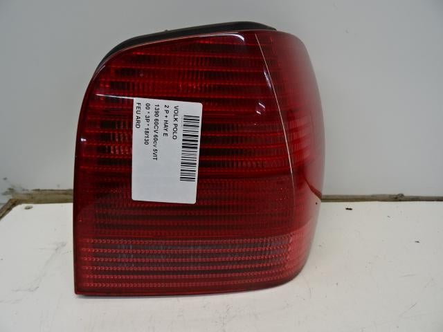 FEU ARRIÈRE DROIT Volkswagen Polo III (6N2) (6N0945257B), Utilisé, Volkswagen