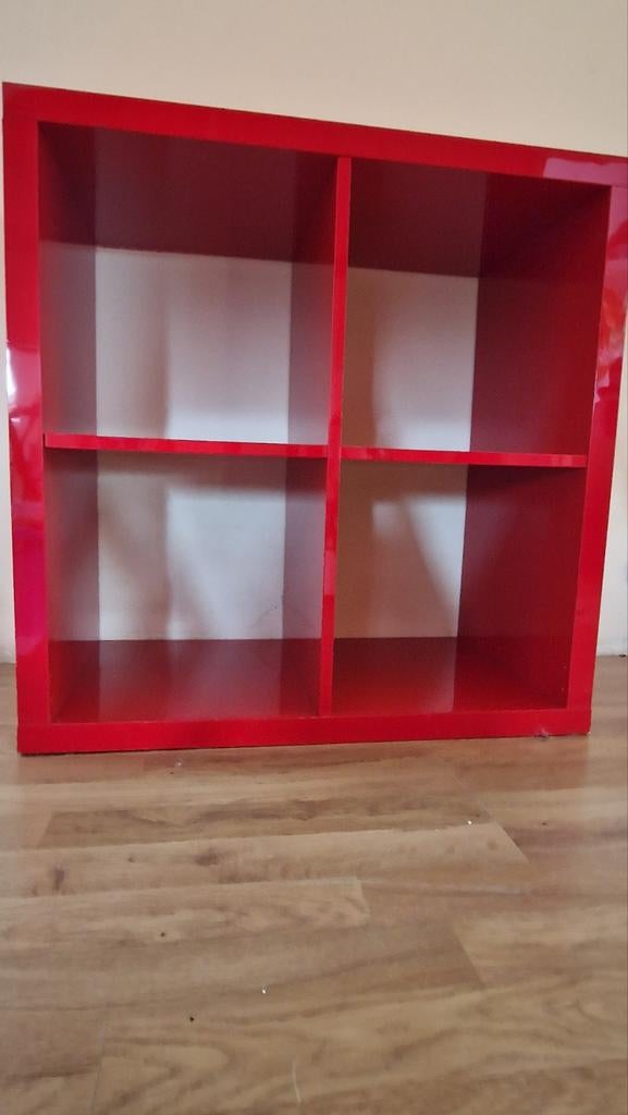 Kallax ikea 4 cases rouge brillant- rare, Enlèvement