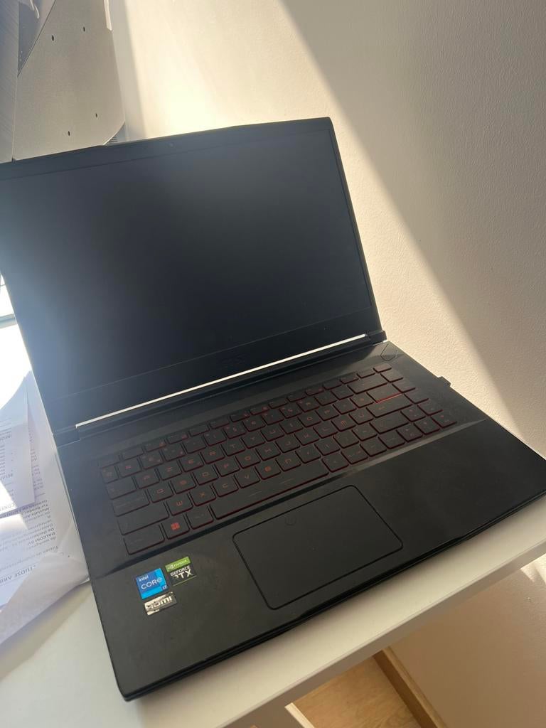 MSI Laptop, Ophalen, Met videokaart, 2 tot 3 Ghz, 15 inch
