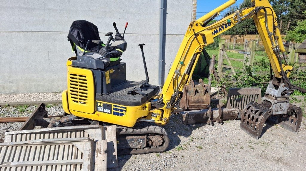 Komatsu PC18 MR Minigraver, Zakelijke goederen, Machines en Bouw | Kranen en Graafmachines, Ophalen, Graafmachine
