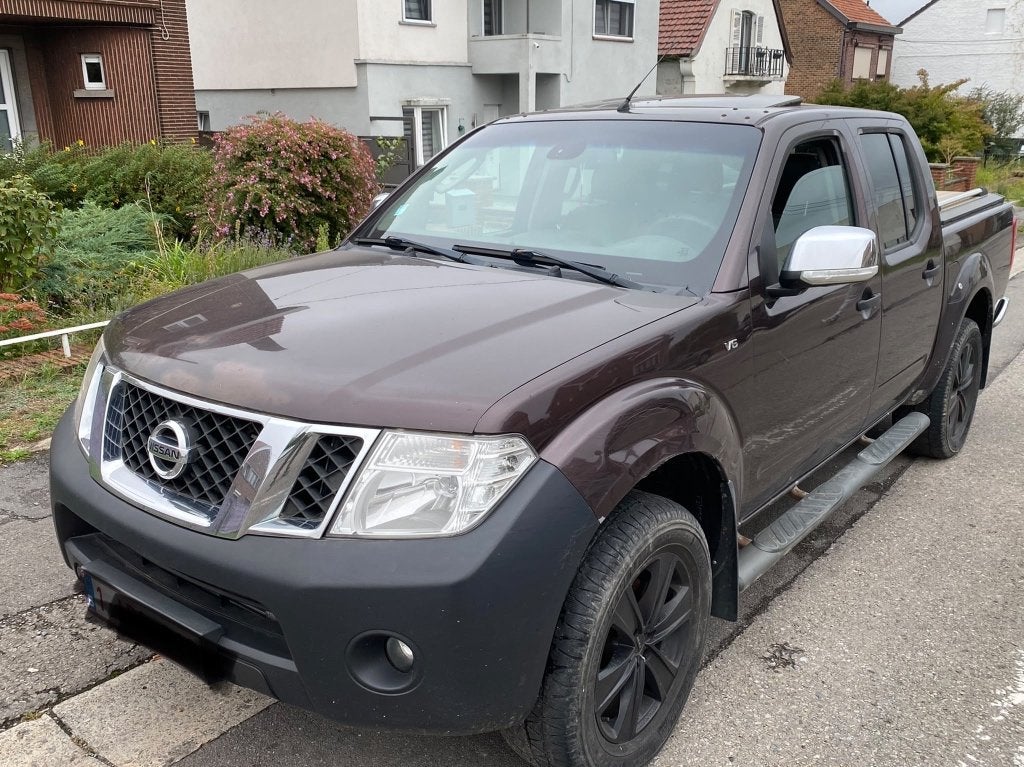 NİSSAN NAVARA 3.0DCİ V6 4x4 PROBLEME MOTEUR, Autos, Euro 5, Achat, 5 portes, Automatique
