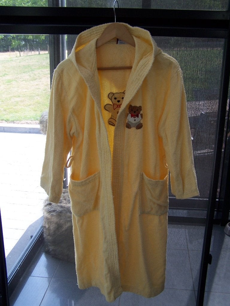 Peignoir à capuche jaune — taille 152/164, Enfants & Bébés, Enlèvement ou Envoi, Comme neuf, Fille, Autres types