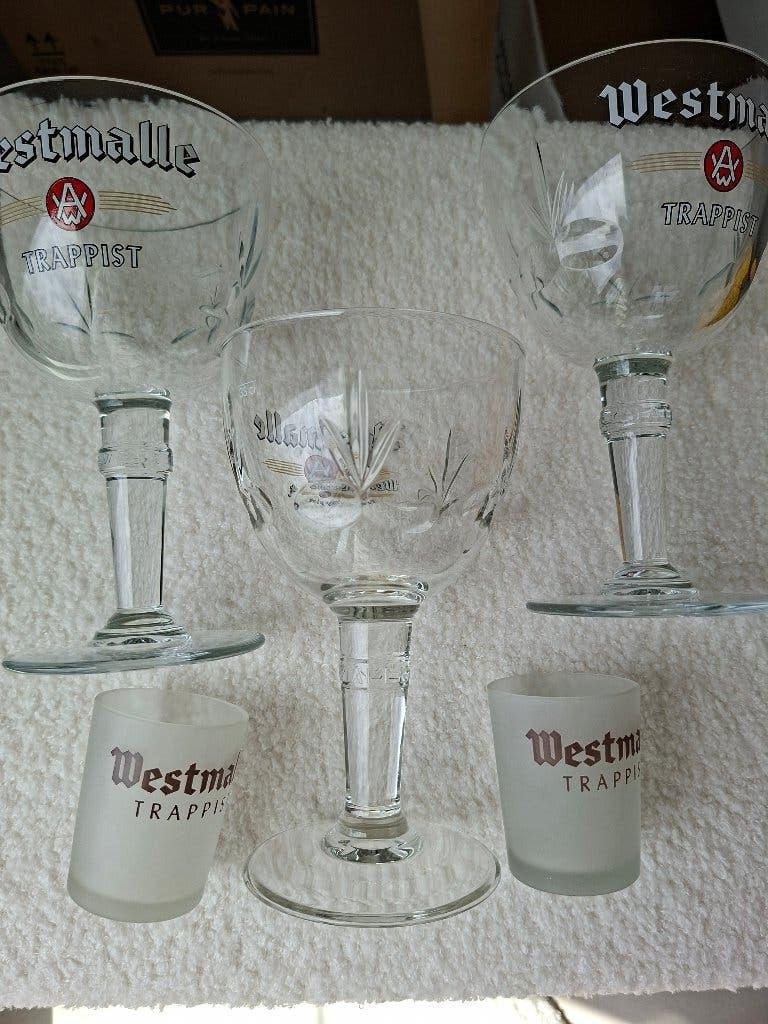 3 bierglazen Westmalle en 2 degustatie glaasjes, Verzamelen, Ophalen of Verzenden