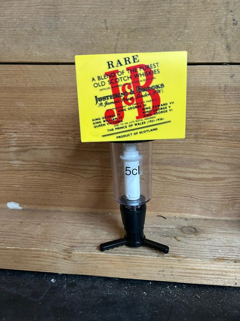 J&B Maatschenker 5cl, Ophalen of Verzenden, Zo goed als nieuw, Gebruiksvoorwerp